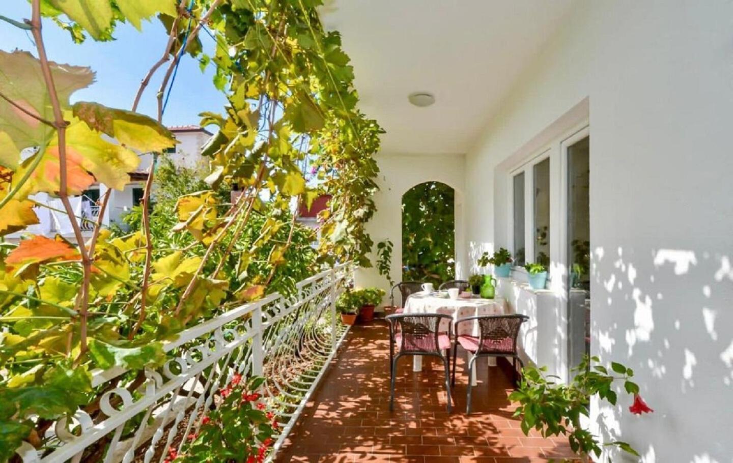 Apartments Paz Vinisce ภายนอก รูปภาพ